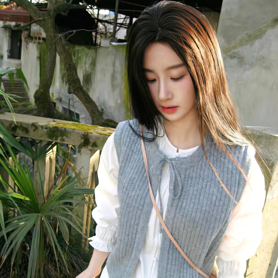 小妮扛枪